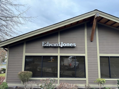 Edward Jones Photo